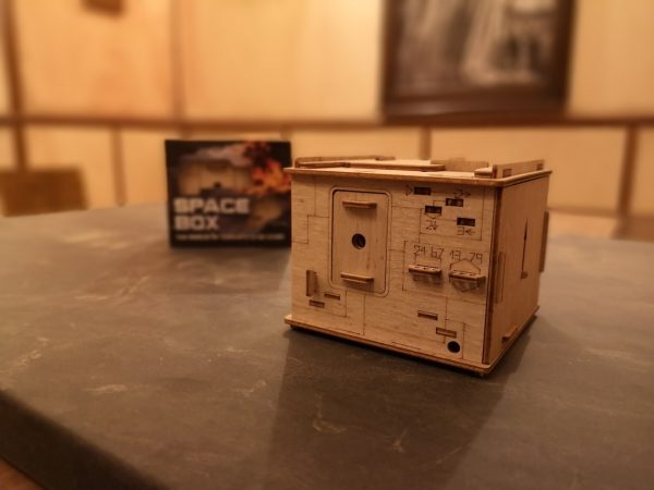 Space box van Escape Welt - Houten puzzel